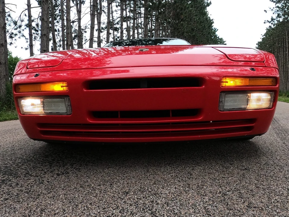 1986 Porsche 944 Turbo - Image 12 of 31