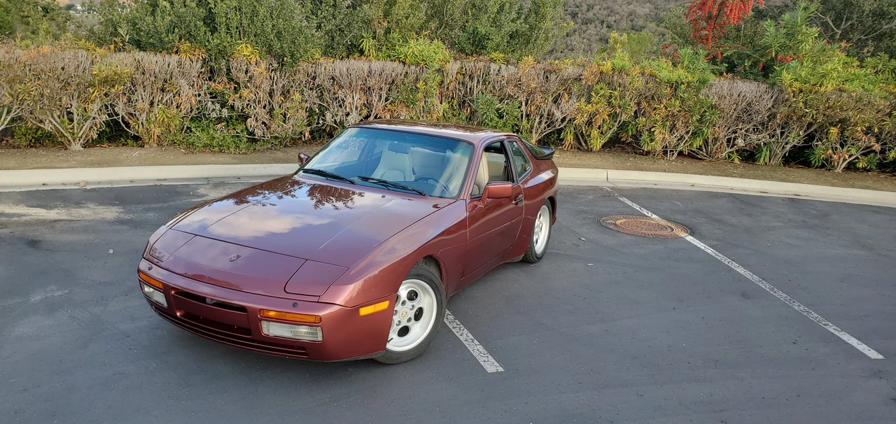 1986 Porsche 944 Turbo - Image 2 of 31