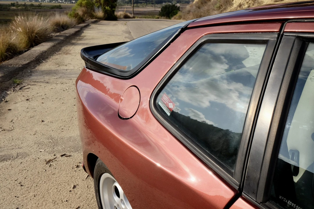 1986 Porsche 944 Turbo - Image 26 of 31