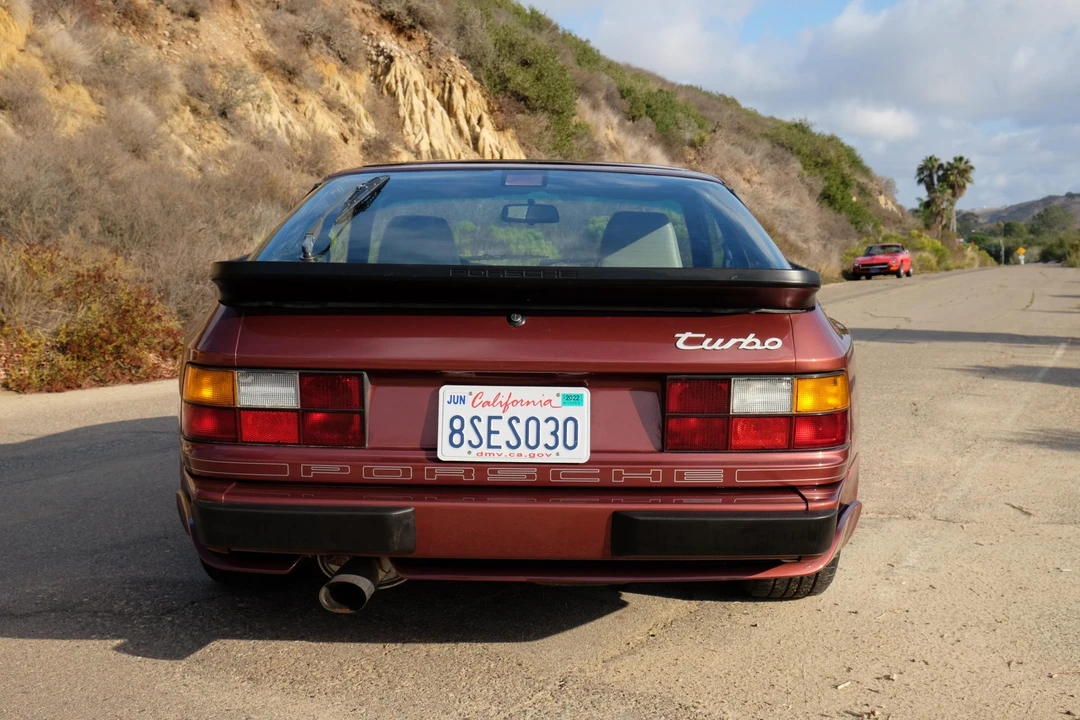 1986 Porsche 944 Turbo - Image 17 of 31