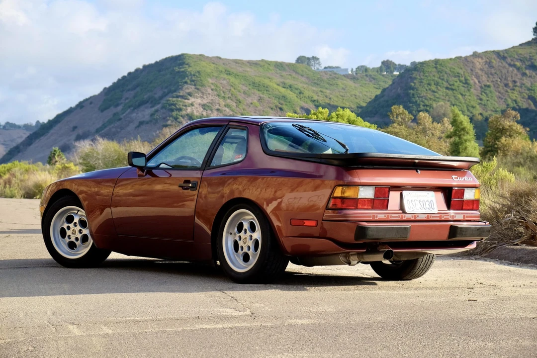 1986 Porsche 944 Turbo - Image 22 of 31