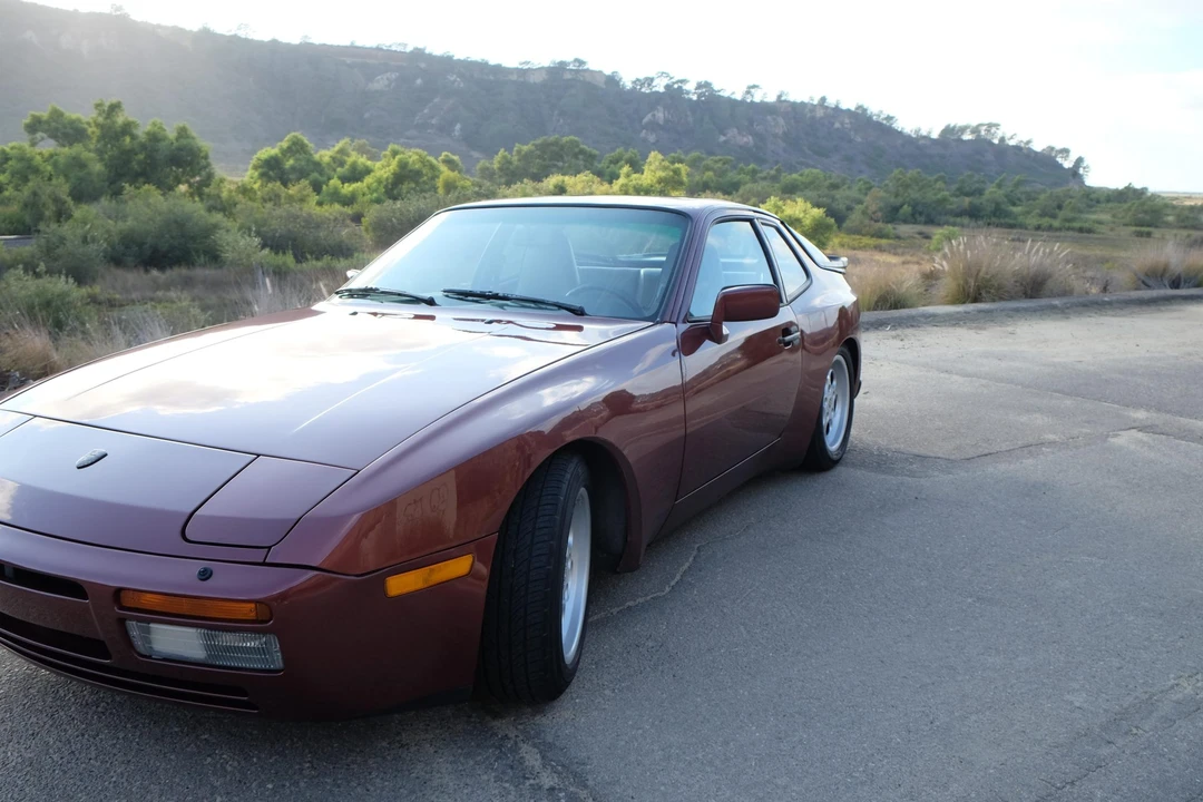 1986 Porsche 944 Turbo - Image 24 of 31