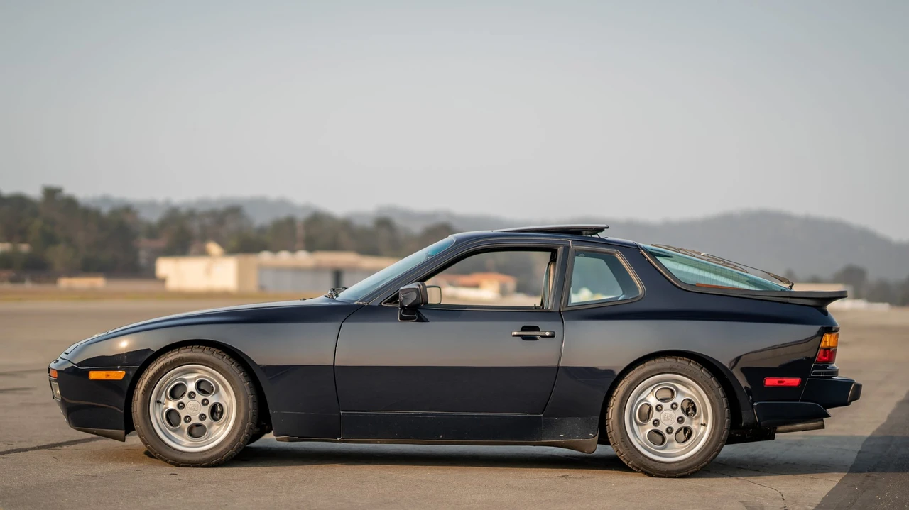 1986 Porsche 944 Turbo - Image 7 of 31
