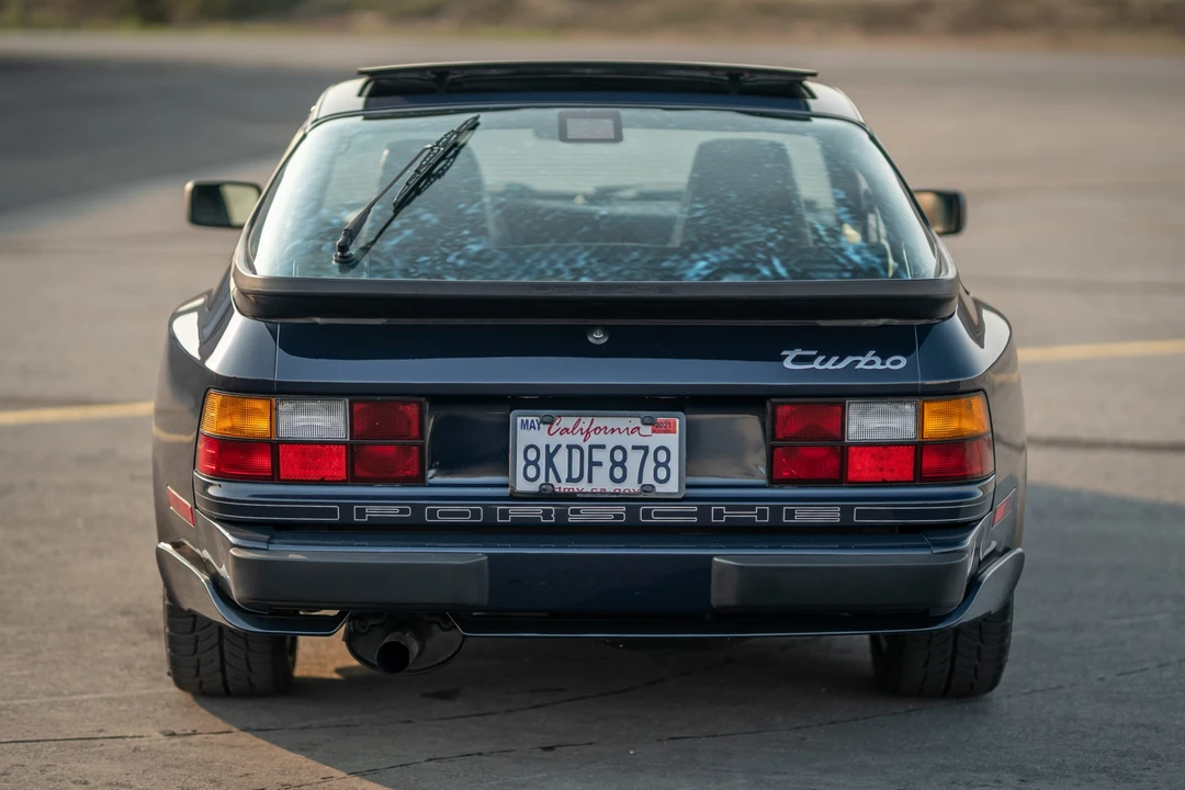 1986 Porsche 944 Turbo - Image 12 of 31