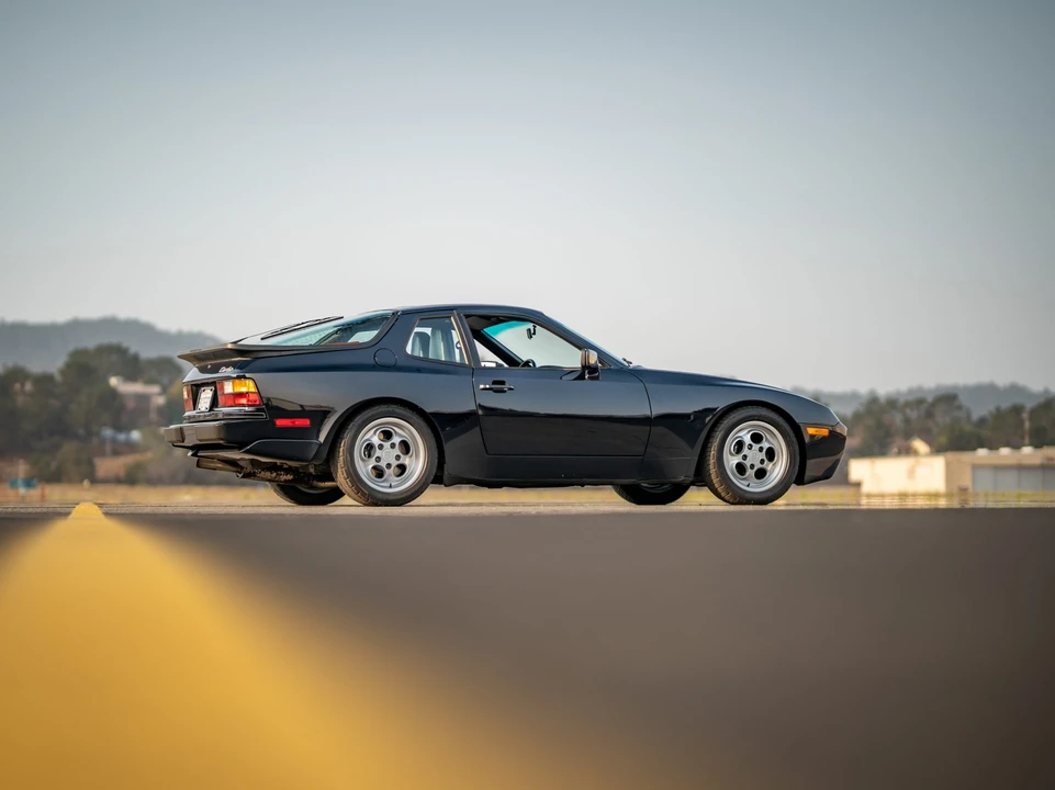 1986 Porsche 944 Turbo - Image 14 of 31