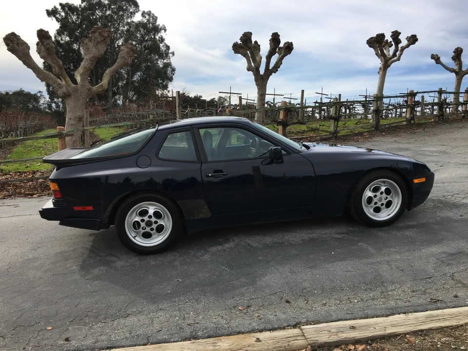 1986 Porsche 944 Turbo - Image 24 of 31
