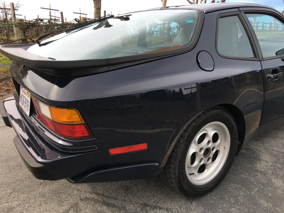 1986 Porsche 944 Turbo - Image 30 of 31