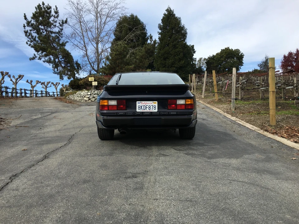 1986 Porsche 944 Turbo - Image 15 of 31