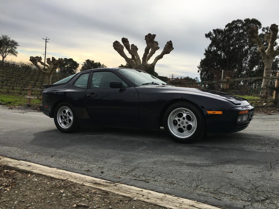 1986 Porsche 944 Turbo - Image 2 of 31
