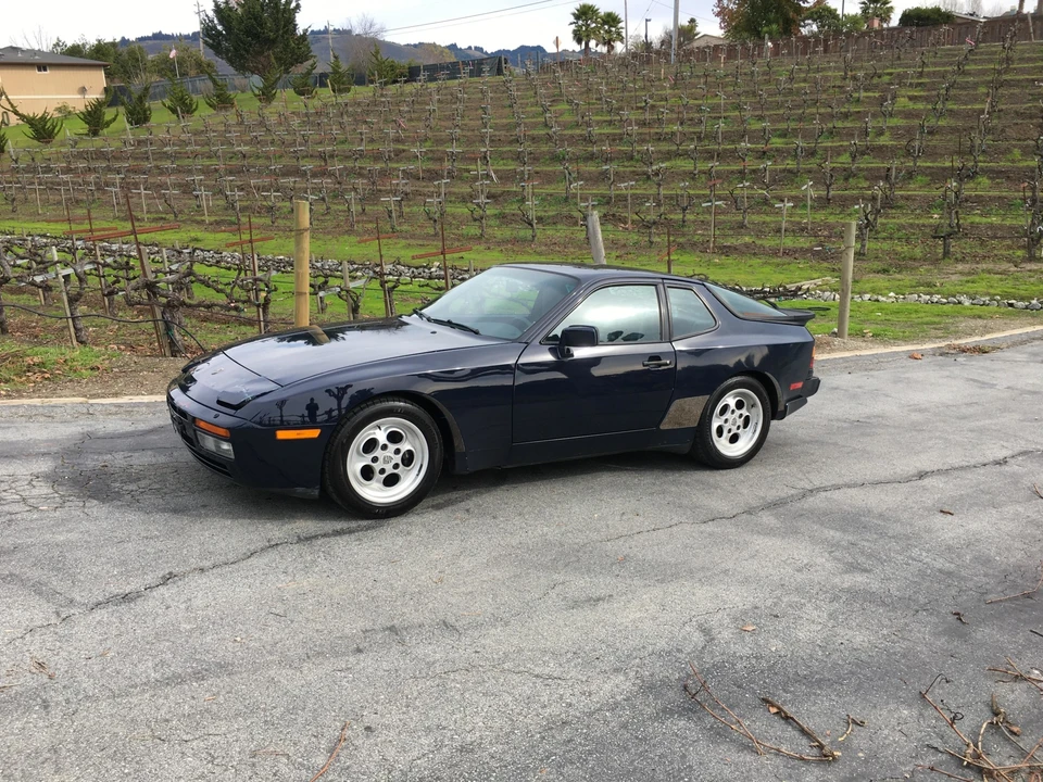 1986 Porsche 944 Turbo - Image 10 of 31
