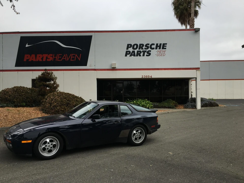 1986 Porsche 944 Turbo - Image 28 of 31