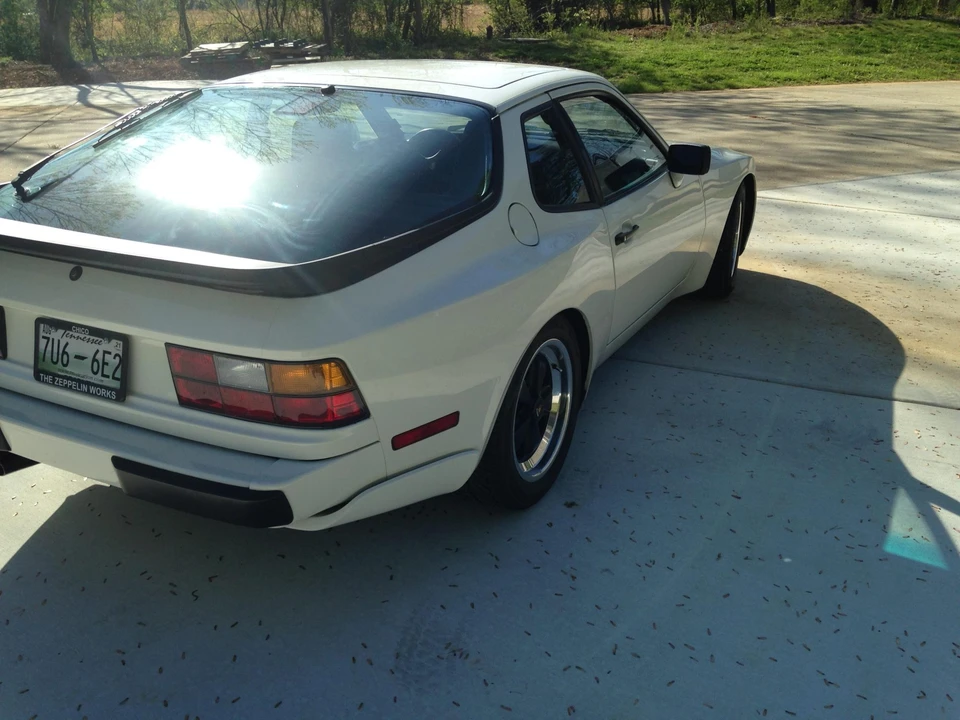1986 Porsche 944 Turbo - Image 7 of 31