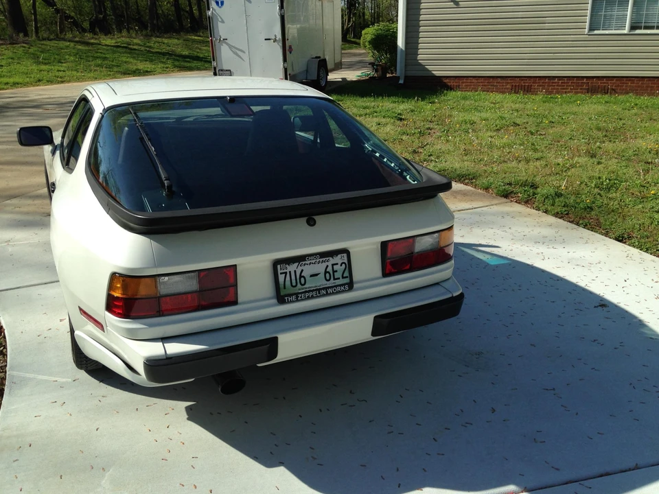 1986 Porsche 944 Turbo - Image 6 of 31
