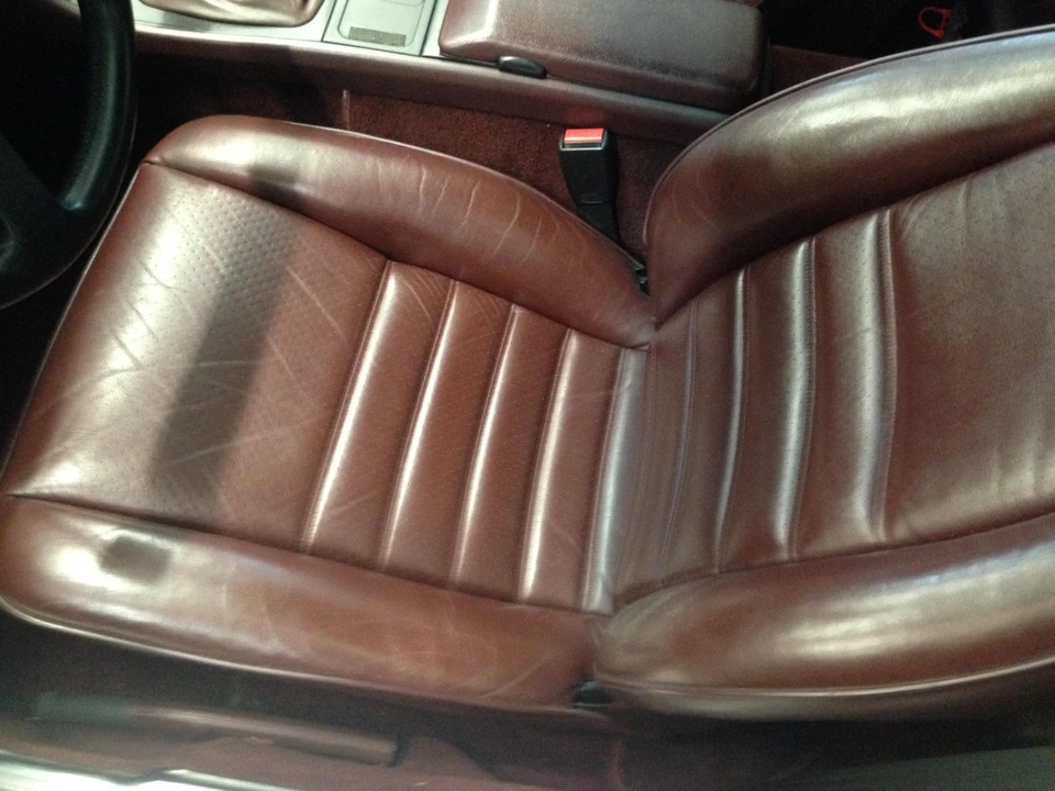 1986 Porsche 944 Turbo - Image 26 of 31