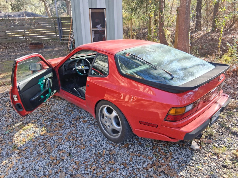 1986 Porsche 944 Turbo - Image 8 of 31