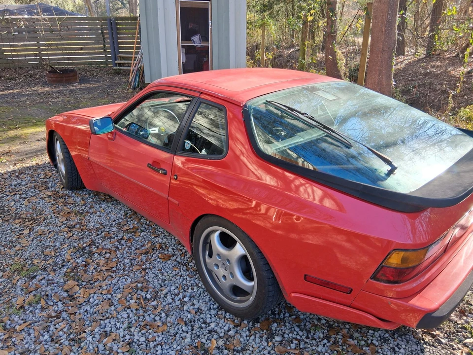 1986 Porsche 944 Turbo - Image 4 of 31