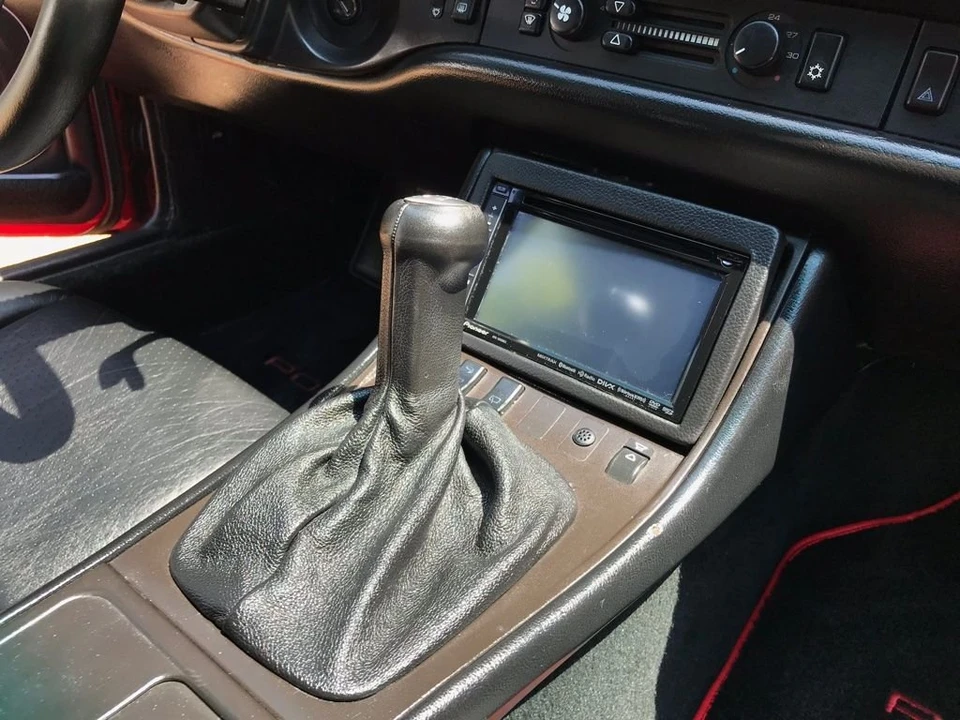 1986 Porsche 944 Turbo - Image 6 of 14