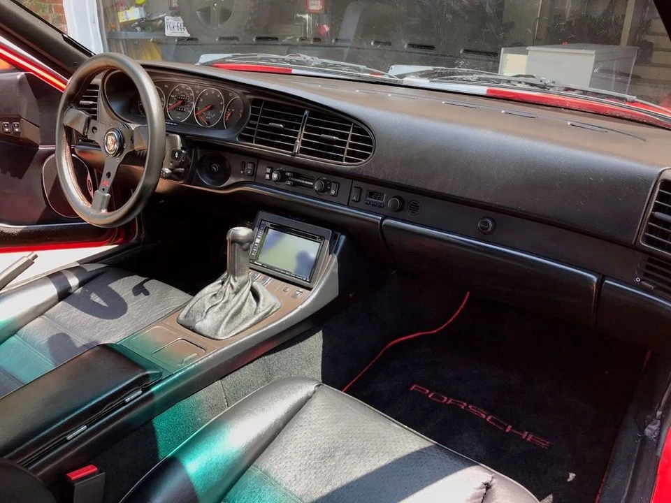 1986 Porsche 944 Turbo - Image 5 of 14