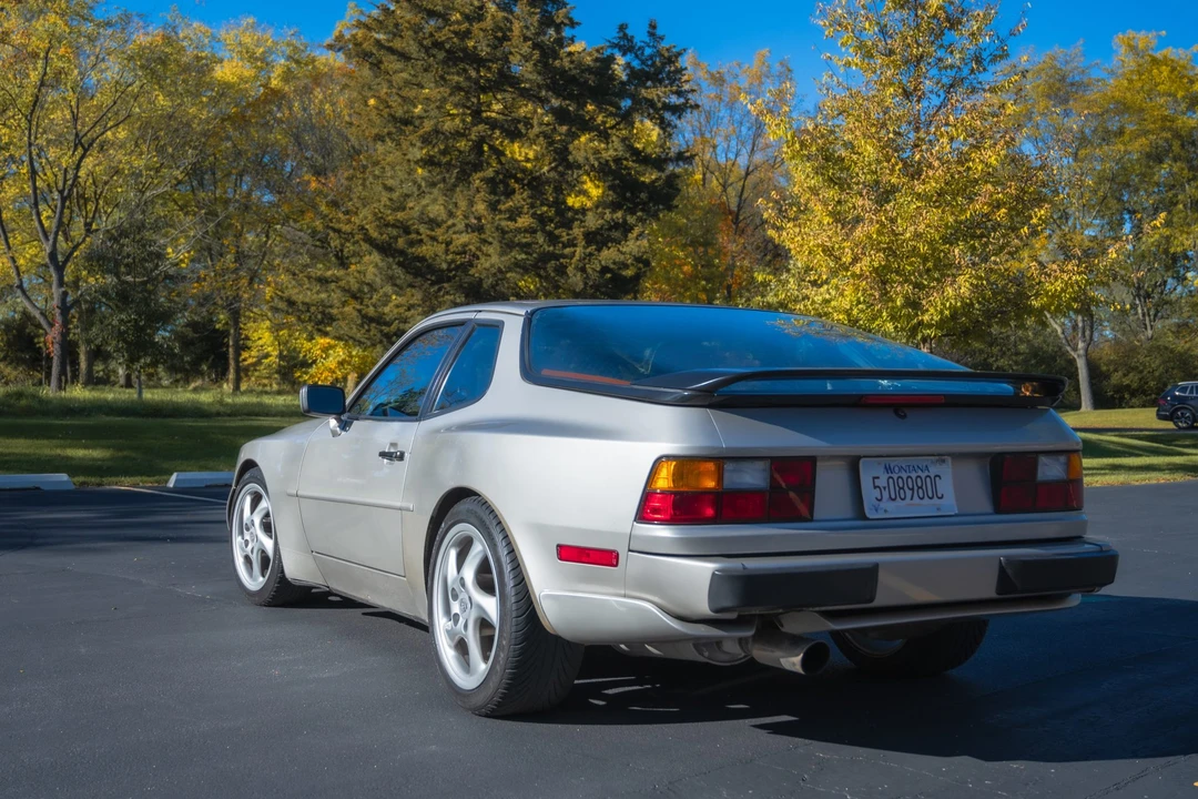 1986 Porsche 944 Turbo - Image 4 of 31