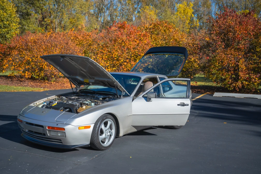 1986 Porsche 944 Turbo - Image 13 of 31