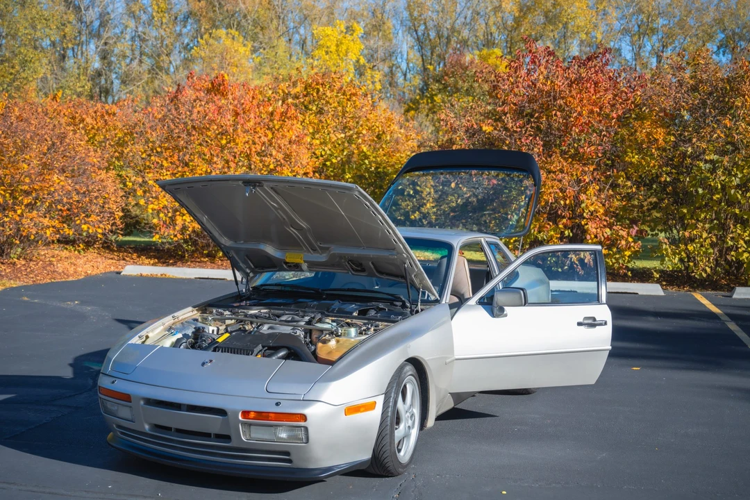 1986 Porsche 944 Turbo - Image 12 of 31