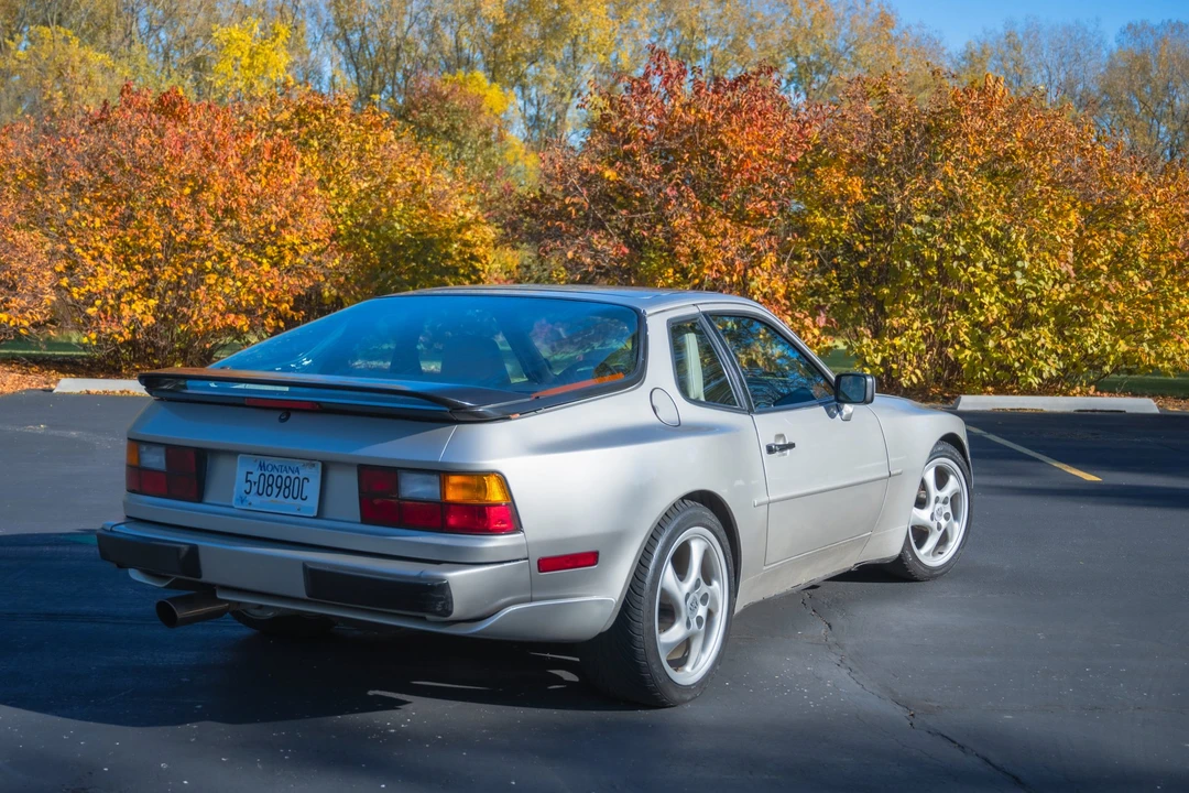 1986 Porsche 944 Turbo - Image 6 of 31
