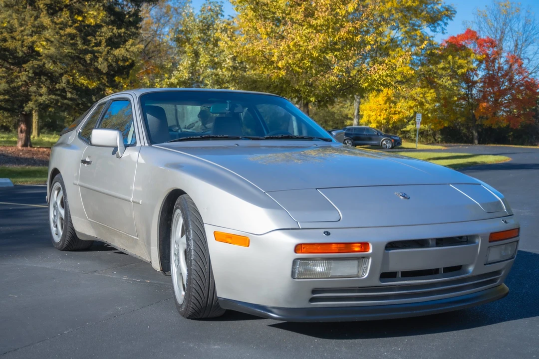 1986 Porsche 944 Turbo - Image 7 of 31