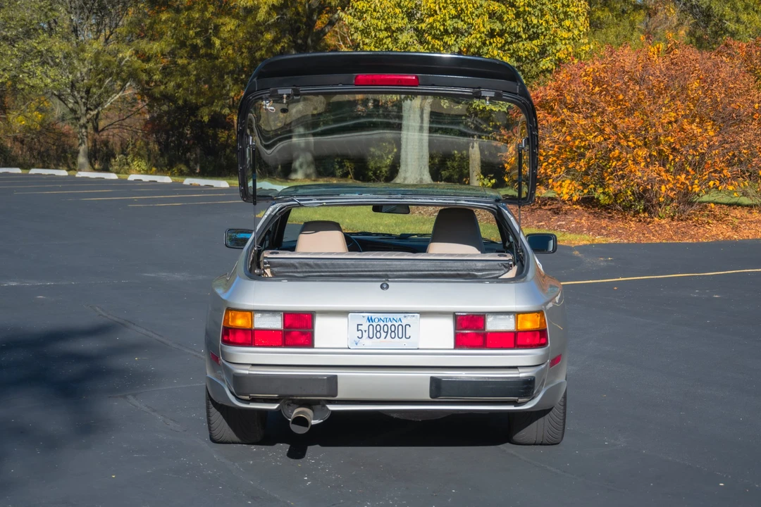 1986 Porsche 944 Turbo - Image 14 of 31