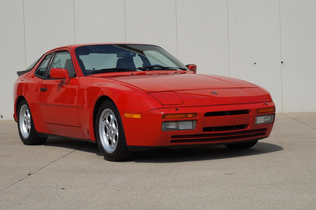 1986 Porsche 944 Turbo - Image 2 of 25
