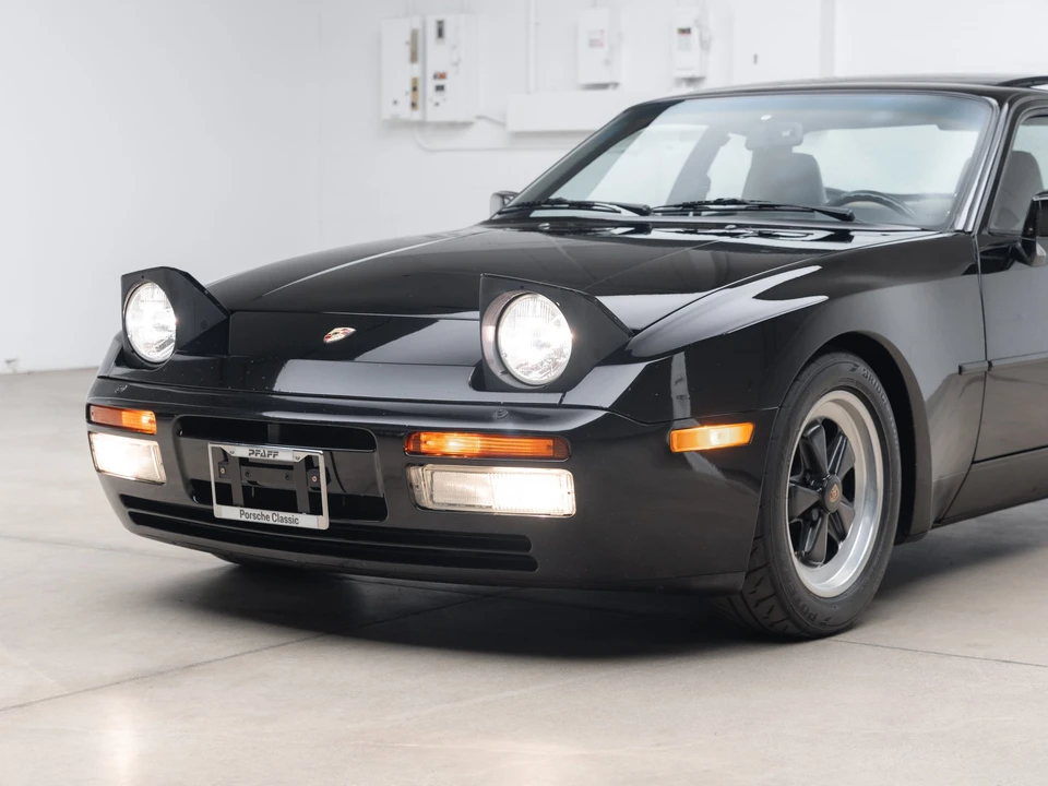 1986 Porsche 944 Turbo - Image 25 of 31