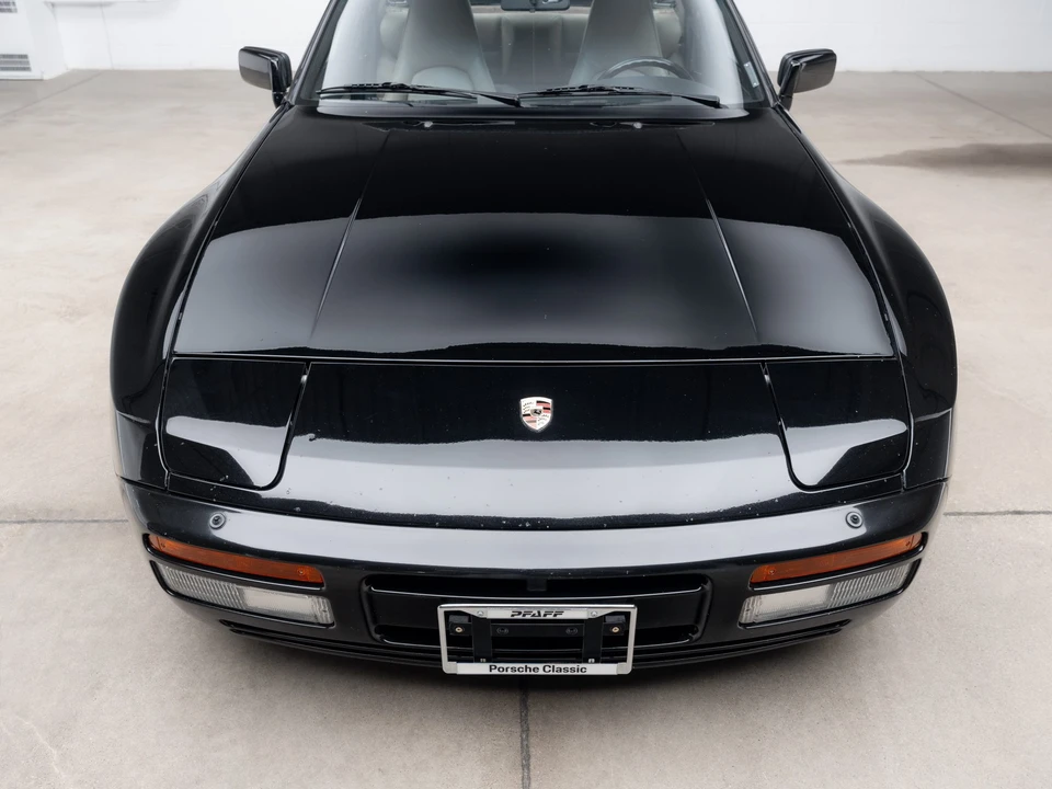 1986 Porsche 944 Turbo - Image 24 of 31