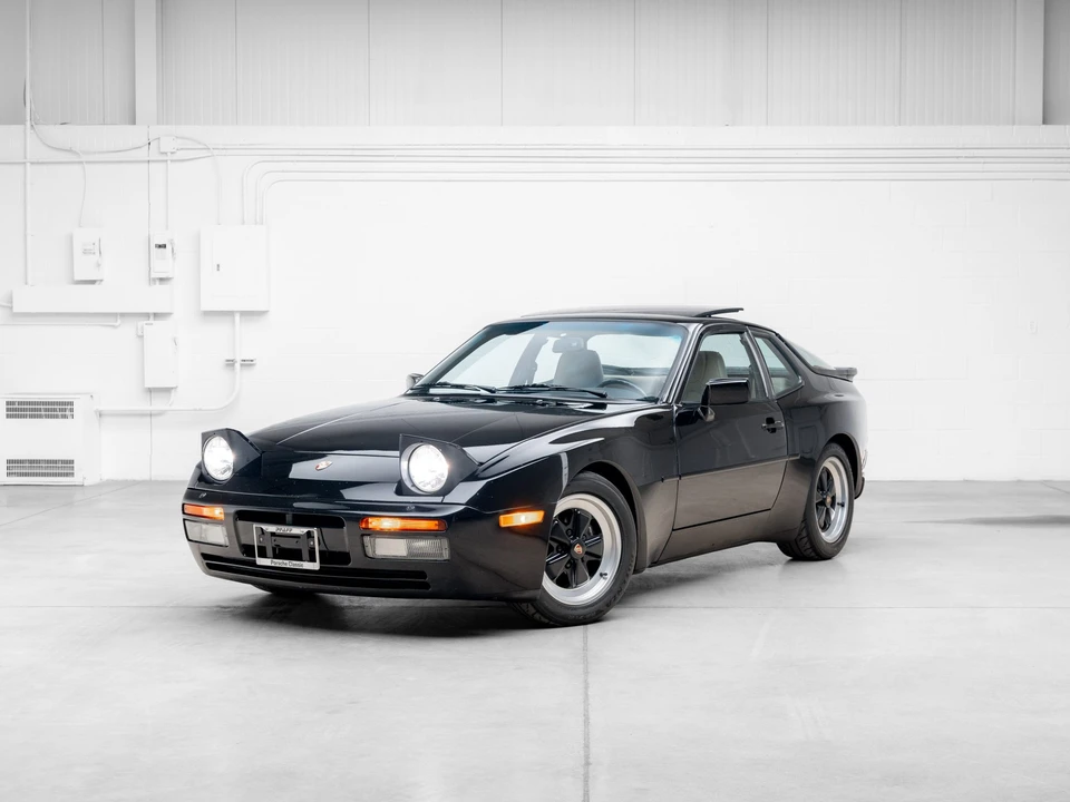 1986 Porsche 944 Turbo - Image 2 of 31