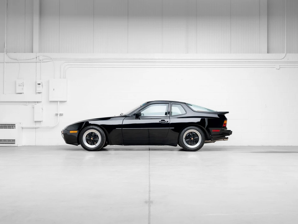 1986 Porsche 944 Turbo - Image 6 of 31