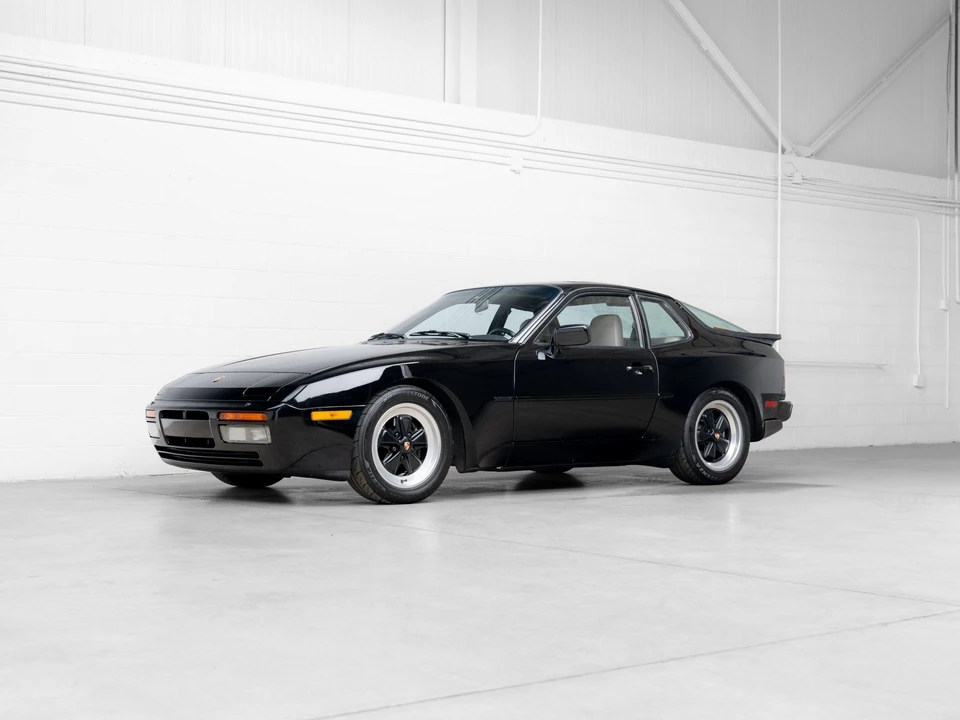 1986 Porsche 944 Turbo - Image 4 of 31