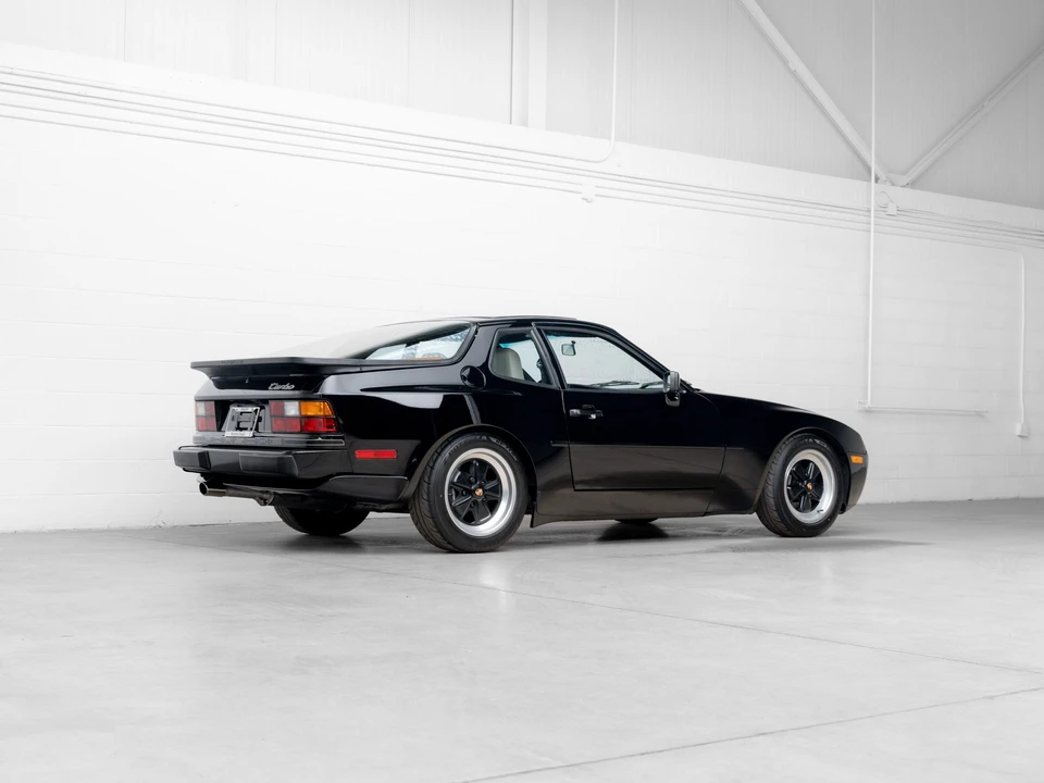 1986 Porsche 944 Turbo - Image 13 of 31
