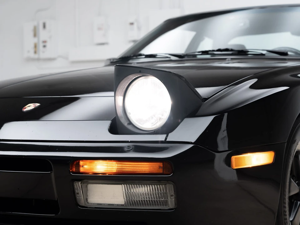 1986 Porsche 944 Turbo - Image 27 of 31