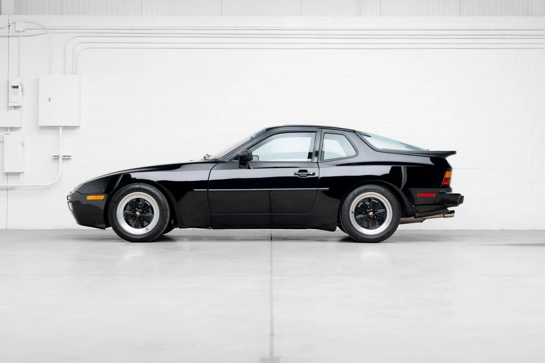 1986 Porsche 944 Turbo - Image 5 of 31