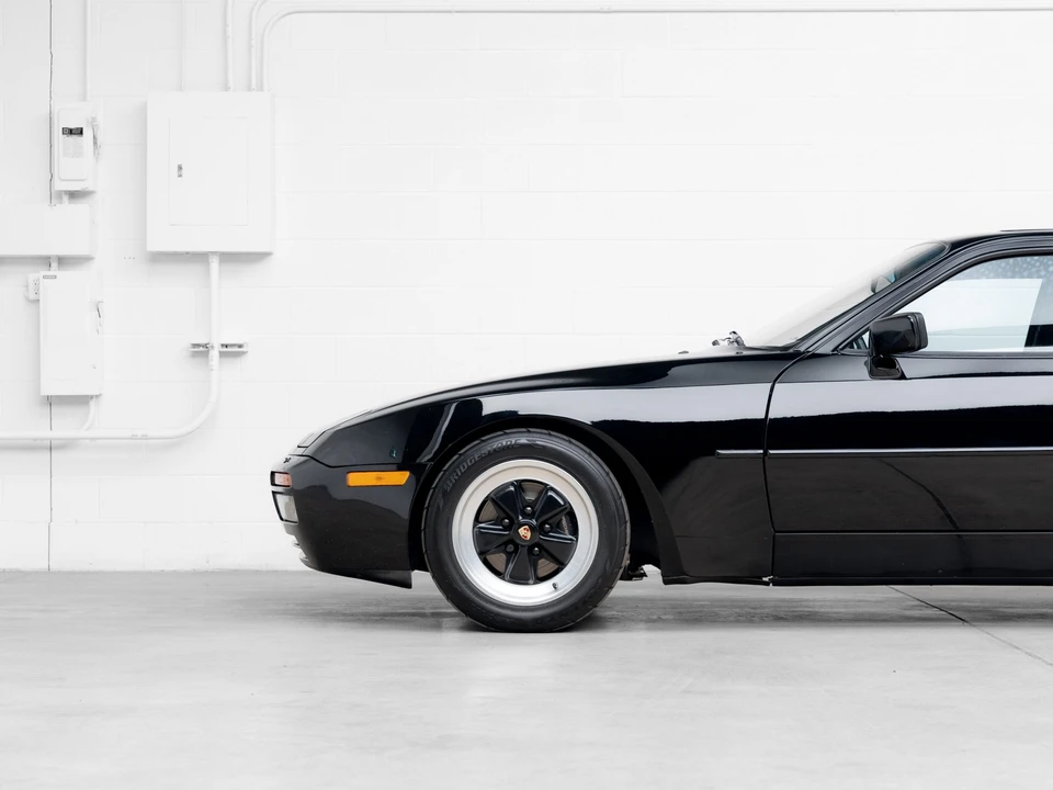 1986 Porsche 944 Turbo - Image 30 of 31