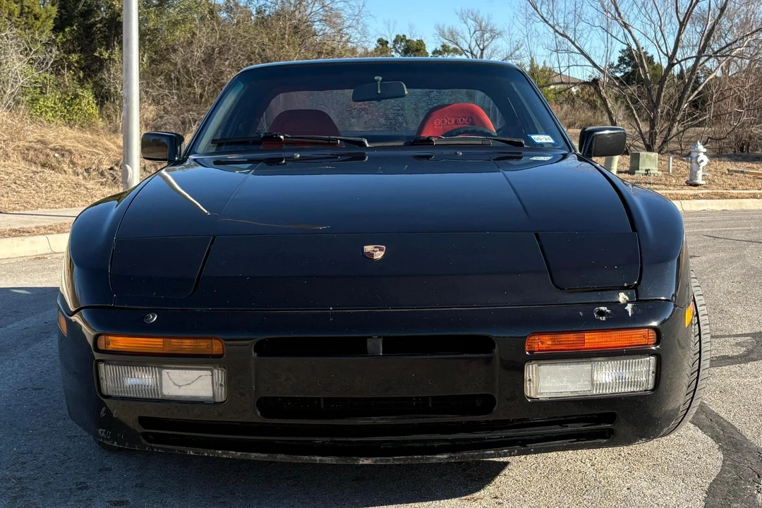 1986 Porsche 944 Turbo - Image 2 of 31