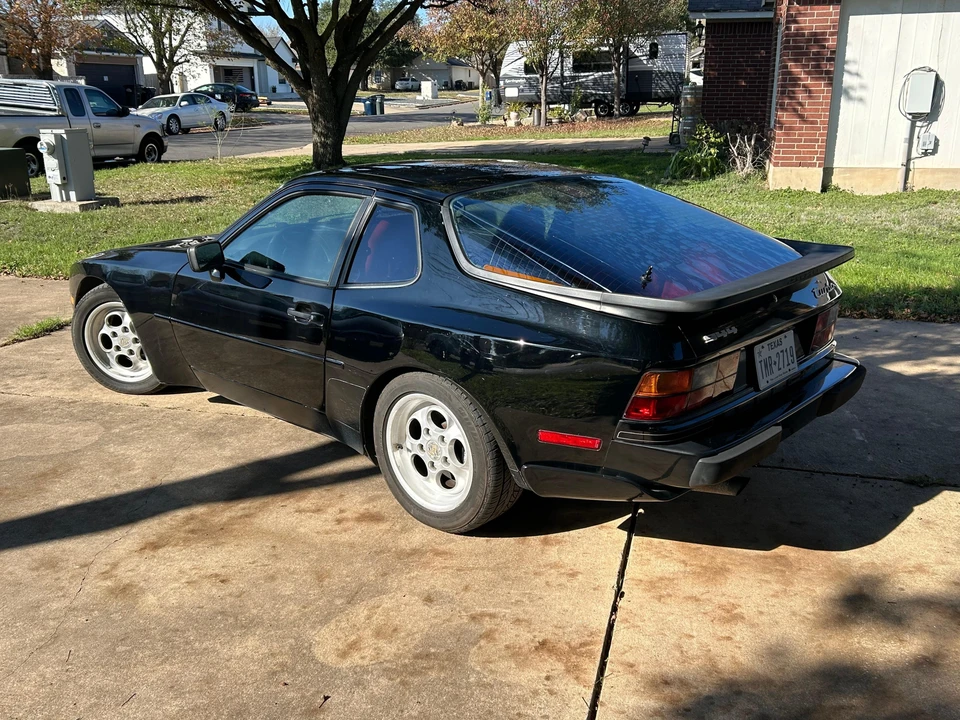 1986 Porsche 944 Turbo - Image 16 of 31