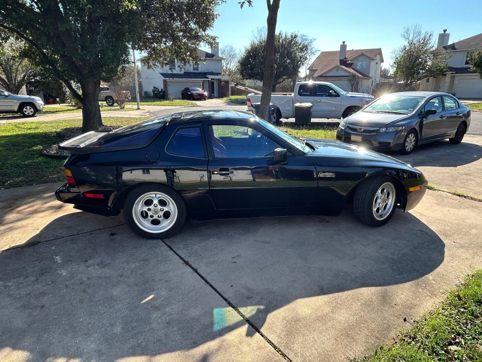 1986 Porsche 944 Turbo - Image 24 of 31