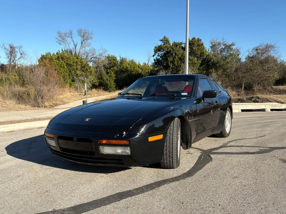 1986 Porsche 944 Turbo - Image 10 of 31