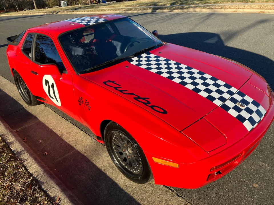 1986 Porsche 944 Turbo - Image 19 of 31