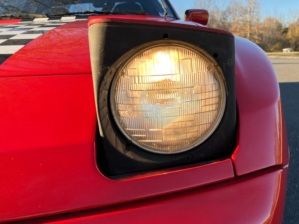 1986 Porsche 944 Turbo - Image 23 of 31