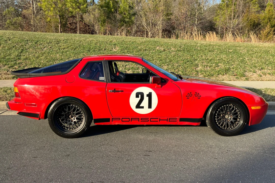 1986 Porsche 944 Turbo - Image 3 of 31