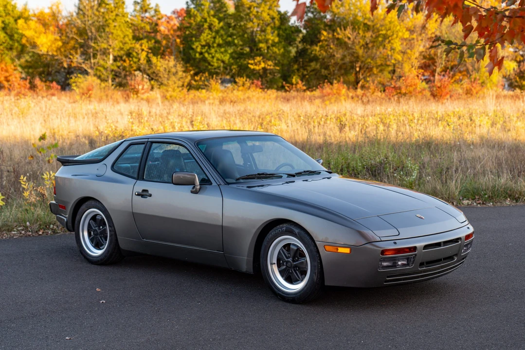 1986 Porsche 944 Turbo - Image 13 of 31