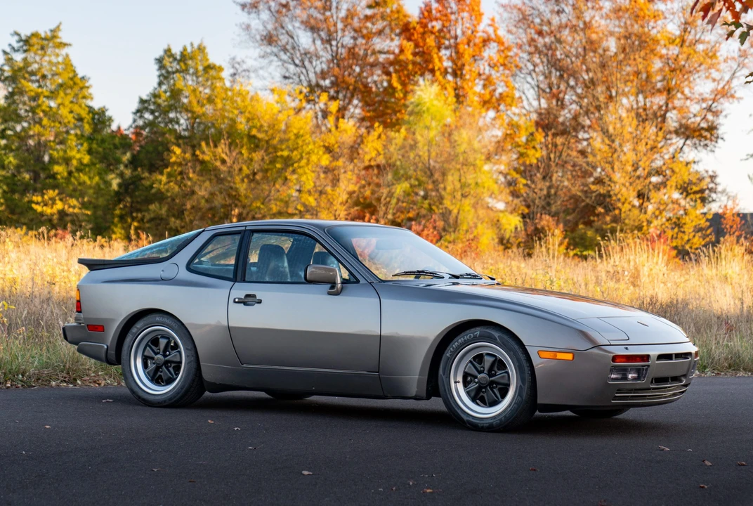 1986 Porsche 944 Turbo - Image 12 of 31