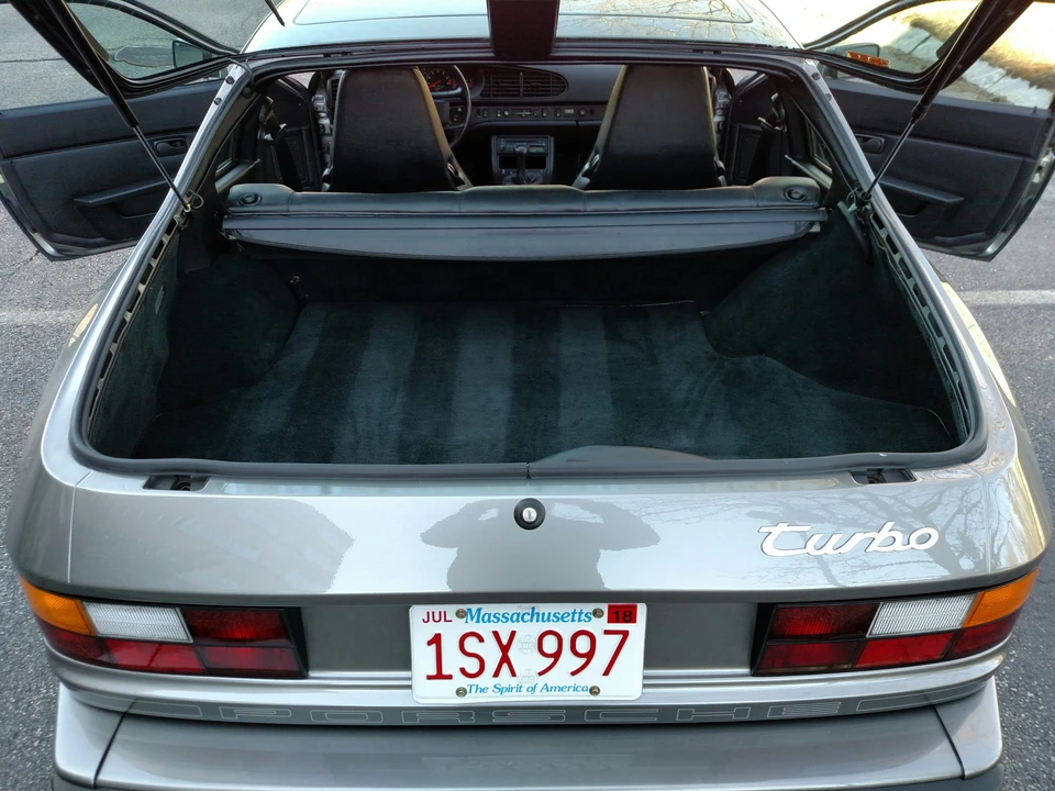 1986 Porsche 944 Turbo - Image 18 of 31