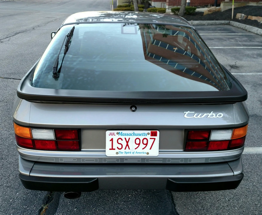 1986 Porsche 944 Turbo - Image 6 of 31