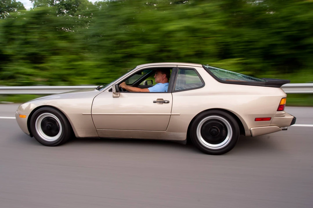 1986 Porsche 944 Turbo - Image 12 of 31